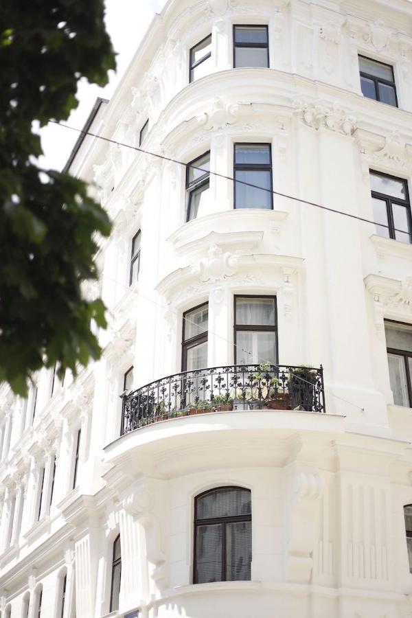 Heymi Apartments Zentagasse Виена Екстериор снимка