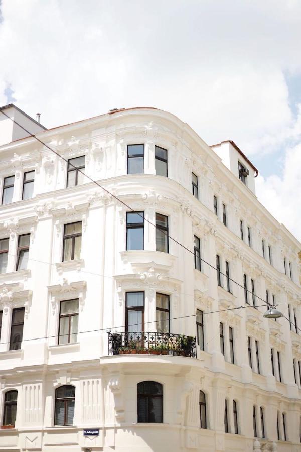 Heymi Apartments Zentagasse Виена Екстериор снимка